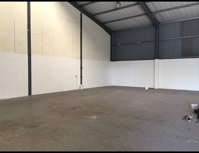 360M² FACTORY TO LET IN PAROW CENTRAL